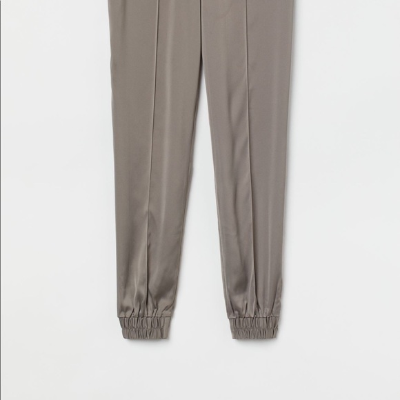 NWT H&M silver gray satin joggers size 8 - Picture 6 of 8